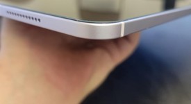 Mint
													Apple iPad Air 13" (M3) 2025 - Unlocked, Purple, 128 GB, photo 4 of 6