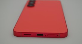 Mint
													Samsung Galaxy S25 Plus - Unlocked, Coralred, 256 GB, 12 GB, SM-S936U1, photo 4 of 10