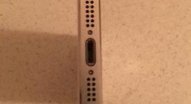 Mint
													Apple iPhone 5S - Sprint, Gold, 64 GB, A1453, photo 5 of 11