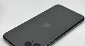Fair
													Apple iPhone 11 Pro Max - Unlocked, Gray, 256 GB, A2161, photo 2 of 5