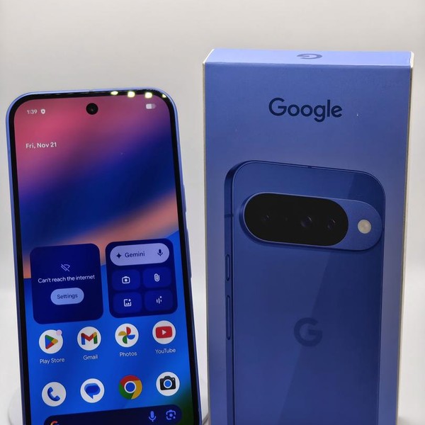 Google Pixel 10 - Unlocked, 128 GB, Indigo, GLBW0