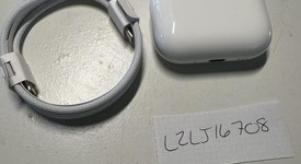 Used
													Apple AirPods Pro 3, photo 1 of 3