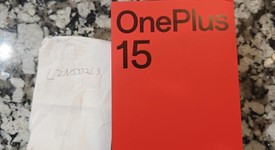 New
													OnePlus 15 - Unlocked, Ultra Violet, 512 GB, 16 GB, photo 2 of 4