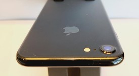 Fair
													Apple iPhone 7 - AT&T, Jet Black, 32 GB, A1778, photo 6 of 6