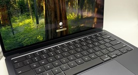 Mint
													MacBook Air 2025 (M4) - 13" - Apple M4, Midnight, 256 GB, 16 GB, photo 4 of 9