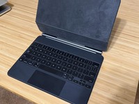 Apple Magic Keyboard for iPad Pro