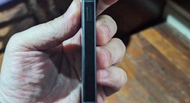 Mint
													OnePlus 15 - Unlocked Non-US, Infinite Black, 1 TB, 16 GB, photo 2 of 17