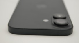 Mint
													Apple iPhone 16 - Unlocked, Black, 256 GB, A3081, photo 5 of 11