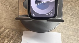 Good
													Apple Watch SE 1st Gen 44mm - Silver, A2352 - GPS, Aluminum, photo 1 of 7