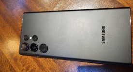 Good
													Samsung Galaxy S22 Ultra - Unlocked Non-US, Black, 512 GB, 12 GB, SM-S908E/DS, photo 5 of 7