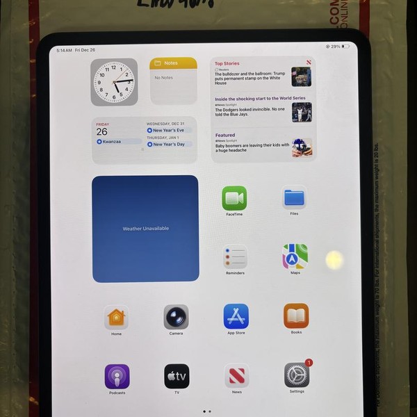 Apple iPad Pro 13 inch (M4) 2024 - Wi-Fi, 256 GB, Black, 8 GB, A2925, Standard Glass