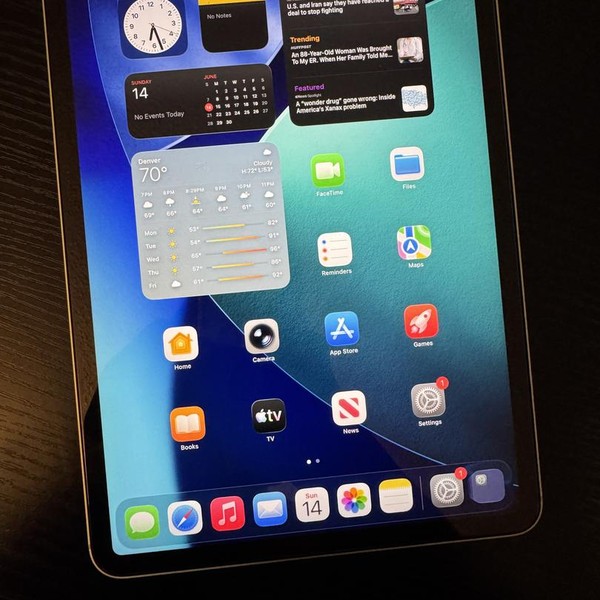 Apple iPad Pro 11 inch 3rd Gen 2021 - Unlocked, 128 GB, Silver