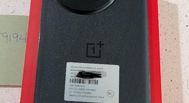 Mint
													OnePlus 13 - Unlocked, Black Eclipse, 512 GB, 16 GB, photo 5 of 7