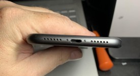 Good
													Apple iPhone 11 - Unlocked, Black, 128 GB, A2111, photo 5 of 6