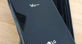 Mint
													LG V50 ThinQ 5G - Unlocked Non-US, Black, 128 GB, 6 GB, LM-V500N, photo 5 of 11