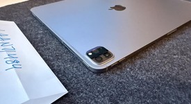 Good
													Apple iPad Pro 12.9" 6th Gen 2022 - Unlocked, Gray, 256 GB, photo 3 of 8