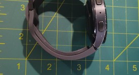 Good
													Samsung Galaxy Watch5 - Unlocked, Graphite, 40mm, photo 4 of 5