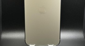 Mint
													Apple iPhone 11 Pro Max - Unlocked, Silver, 256 GB, A2161, photo 1 of 6