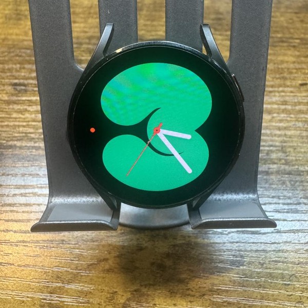 Samsung Galaxy Watch4 - Unlocked, Black, 40mm