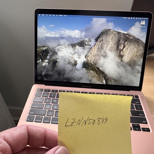 MacBook Air 2020 - 13 inch - 512 GB, Gold, 16 GB, Intel Core i5