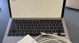 Good
													MacBook Pro 2020 - 13" - Apple M1, Gray, 512 GB, 8 GB, photo 3 of 8