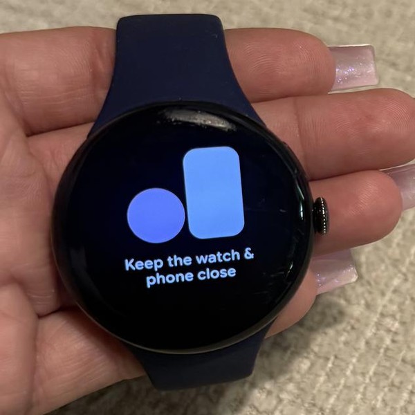 Google Pixel Watch 4 - Unlocked, Black, 45mm, LTE