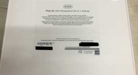 New
													Apple iPad Air 4th Gen - Unlocked, Silver, 64 GB, A2324, photo 5 of 6