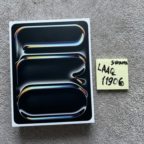 Apple iPad Pro 13 inch (M4) 2024 - Wi-Fi, 256 GB, Black, 8 GB, A2925, Standard Glass