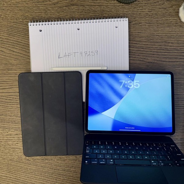 Apple iPad Pro 11 inch 2018 - Unlocked, 512 GB, Gray, A2013