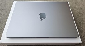 Good
													MacBook Pro 2023 - 14" - Apple M2 Pro 12-core, Silver, 1 TB, 16 GB, photo 3 of 10
