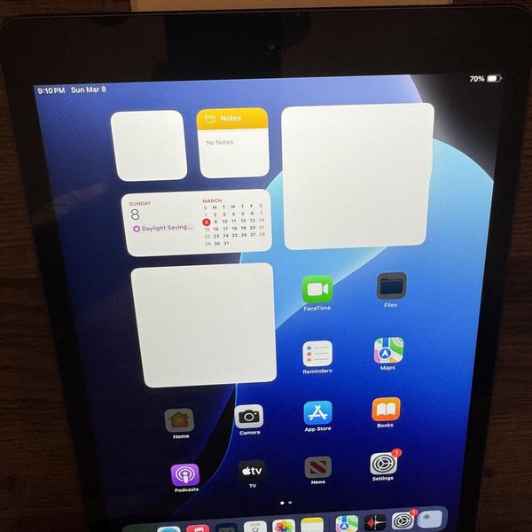 Apple iPad 7th Gen - Wi-Fi, 128 GB, Gray, A2197