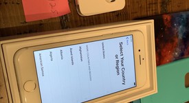 Mint
													Apple iPhone 7 - AT&T, Silver, 32 GB, A1660, photo 1 of 7