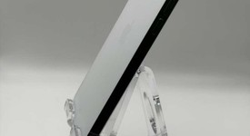 Good
													Apple iPhone 16 Pro Max - Unlocked, White, 256 GB, A3084, photo 3 of 4