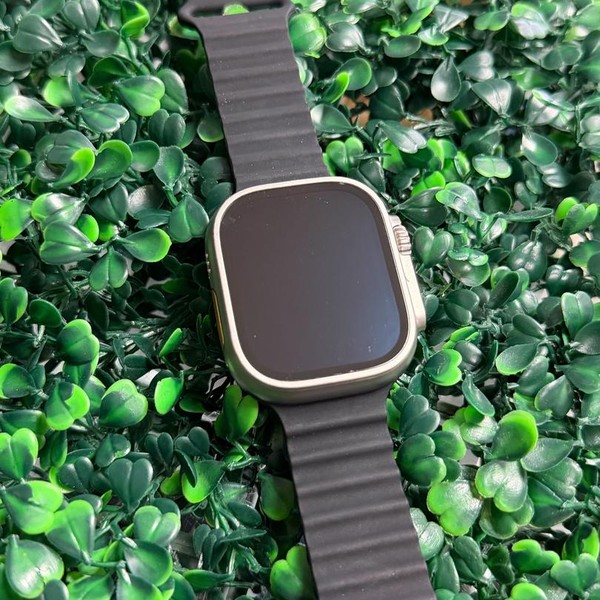 Apple Watch Ultra 49mm - Unlocked, Titanium, A2622