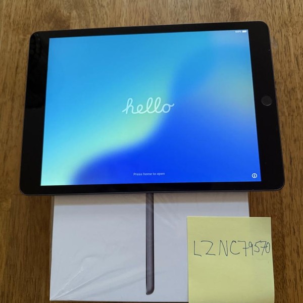 Apple iPad 9th Gen - Wi-Fi, 64 GB, Gray, A2602