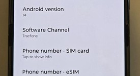 Mint
													Motorola Razr (2024) - Unlocked, Gray, 256 GB, 8 GB, photo 3 of 10