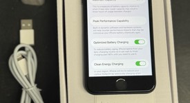 Good
													Apple iPhone SE 3rd Gen 2022 - Unlocked, Midnight, 128 GB, A2595, photo 1 of 3