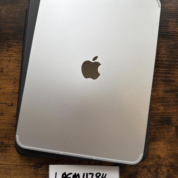 Apple iPad (11th Gen) - Unlocked, 256 GB, Silver, A3355