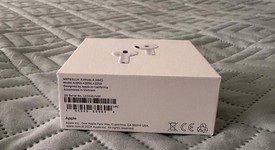 New
													Apple AirPods 4th Gen - Active Noise Cancellation, photo 3 of 5