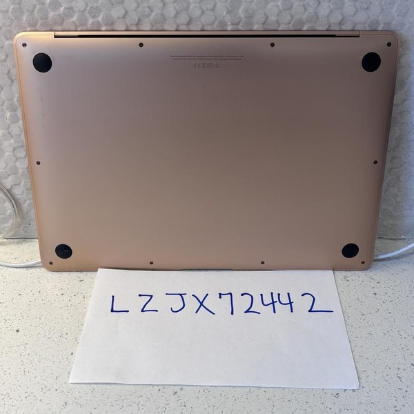 MacBook Air 2020 - 13 inch - 256 GB, Gold, 8 GB, Intel Core i7