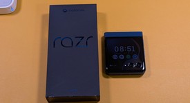 Mint
													Motorola Razr (2025) - Unlocked, Blue, 256 GB, 8 GB, photo 2 of 12