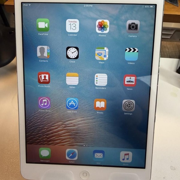 Apple iPad Mini - Wi-Fi, 16 GB, White