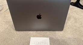 Good
													MacBook Pro 2018 (With Touch Bar) - 15" - I7, Gray, 1 TB, 32 GB, photo 5 of 9