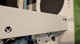 Mint
													Xbox Series S (2020) - White, 512 GB, photo 2 of 11