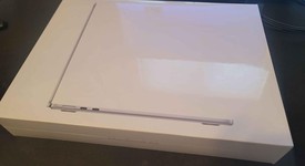 New
													MacBook Air 2022 - 13" - Apple M2, Silver, 256 GB, 16 GB, photo 2 of 4