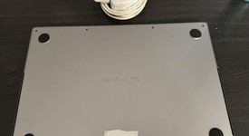 Good
													MacBook Pro Late 2023 (M3) - 14" - Apple M3, Gray, 512 GB, 8 GB, 10-core GPU, photo 3 of 8