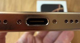 Mint
													Apple iPhone 16 Pro Max - Unlocked, Desert, 256 GB, A3084, photo 2 of 11