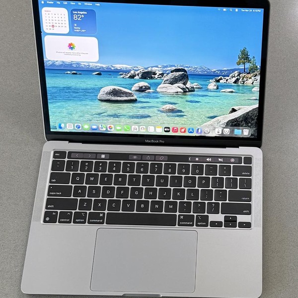 MacBook Pro 2020 - 13 inch - 2 TB, Gray, 16 GB, Apple M1