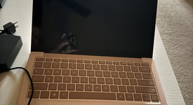Good
													Microsoft Surface Laptop 3 - I5, Sandstone, 256 GB, 8 GB, 13.5", photo 5 of 9