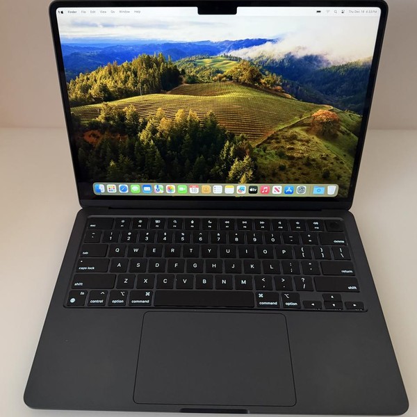 MacBook Air 2022 (M2) - 13 inch - 256 GB, Midnight, 16 GB, Apple M2
